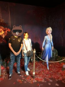 広島県60代様　タイ人女性Ｊちゃんとアナ雪と一緒に