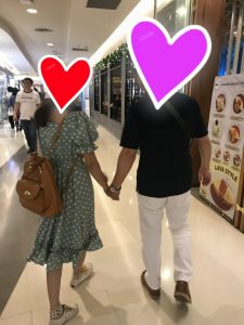 福岡50代様 タイ女性Ｎちゃん手をつないで