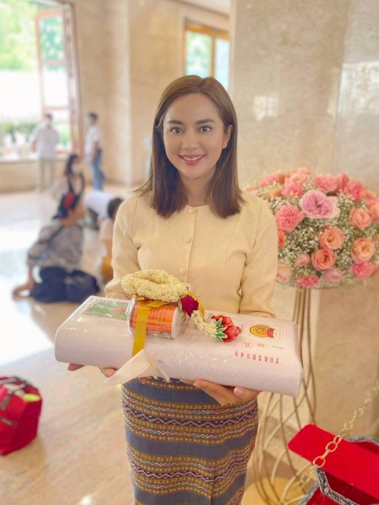 タイ人女性　タイ国際結婚